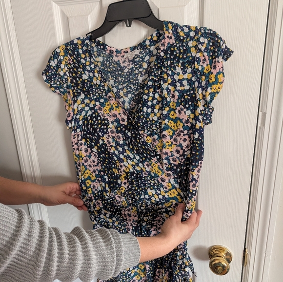 Loft Romper size SP - Picture 8 of 11